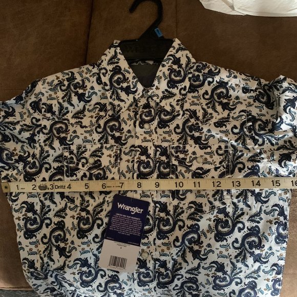 Wrangler Kid’s Paisley Print Long Sleeve Western Snap Shirt; Small - Picture 6 of 6